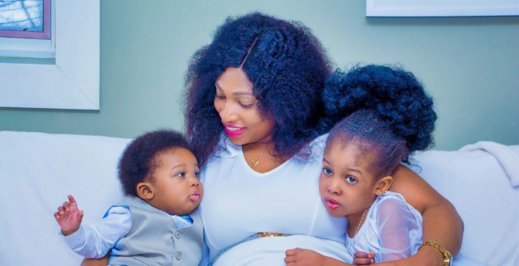 madre latina emigrar españa. Reagrupación familiar y nacionalidad